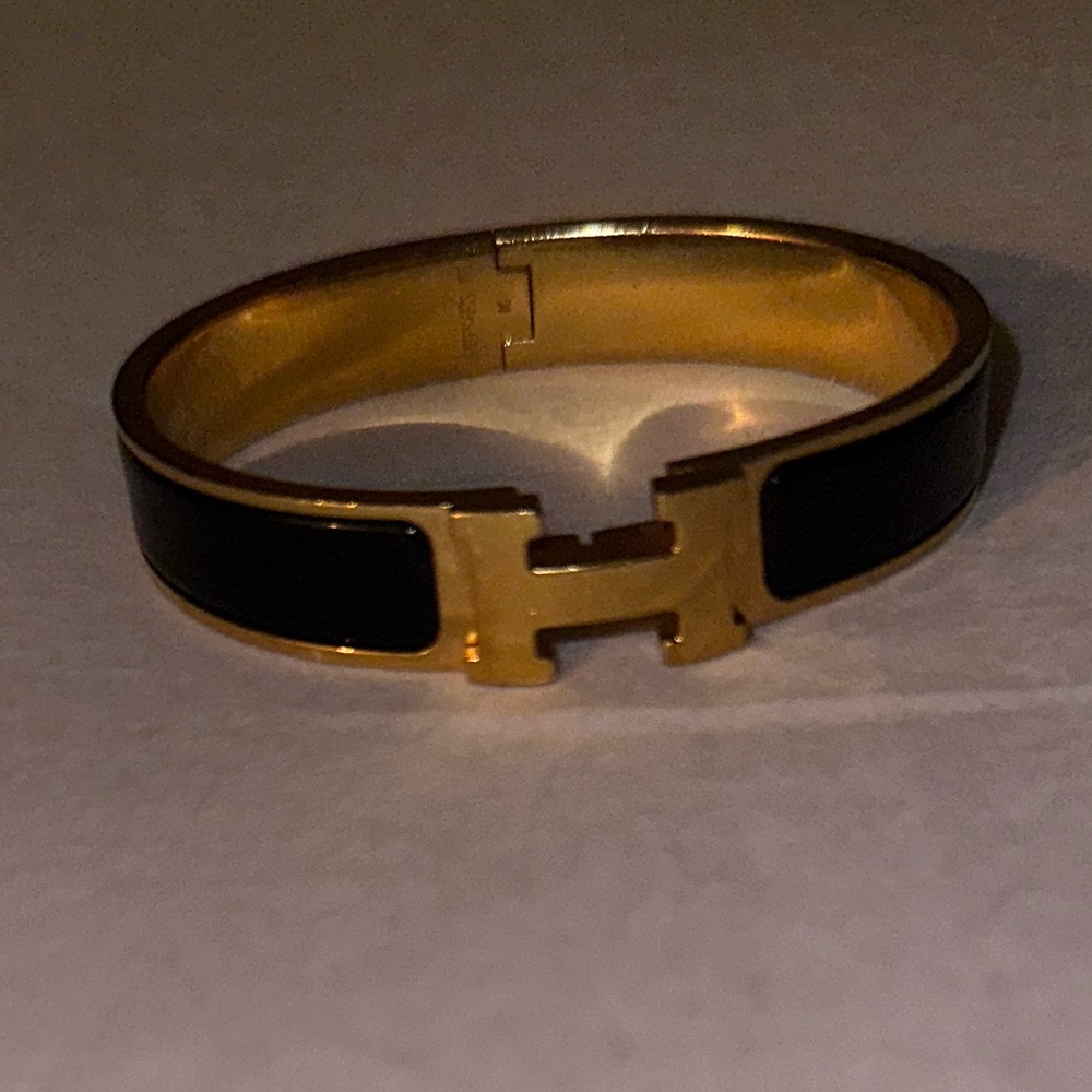 Hermes Clic H Bracelet - Picture 3 of 15
